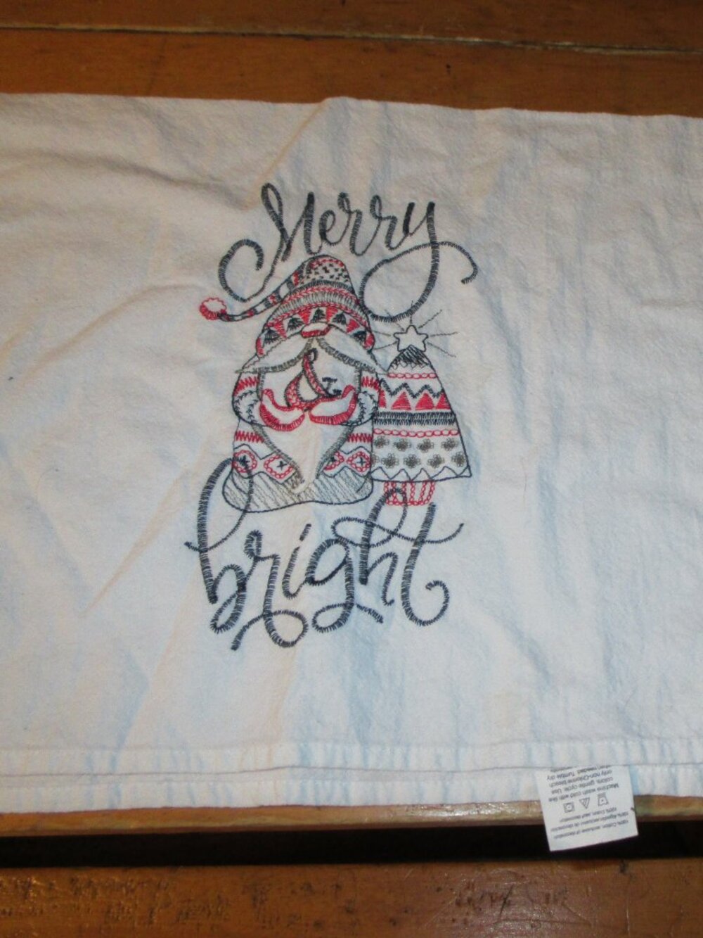 2 linen blend christmas Kay Dee Merry Bright Gnome christmas Tea Towels